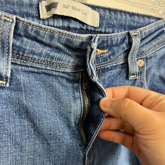 Levi’s 515 Boot cut low mid rise blue jeans - Picture 4 of 9